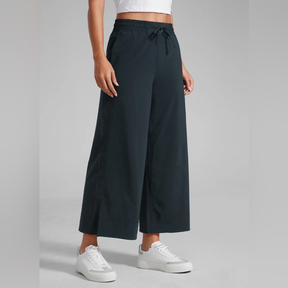 Feathery-Fit Soft Pocket High Rise Pant 25''
